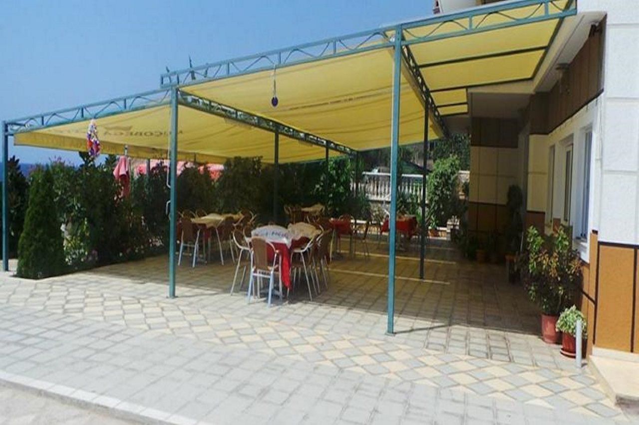 Mucobega Hotel Саранда Экстерьер фото